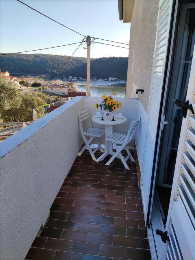 Hotel Kuca Carmen Rab Town Esterno foto
